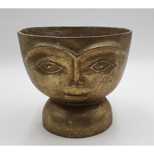 522 - BRASS FACE 19cm PLANTER