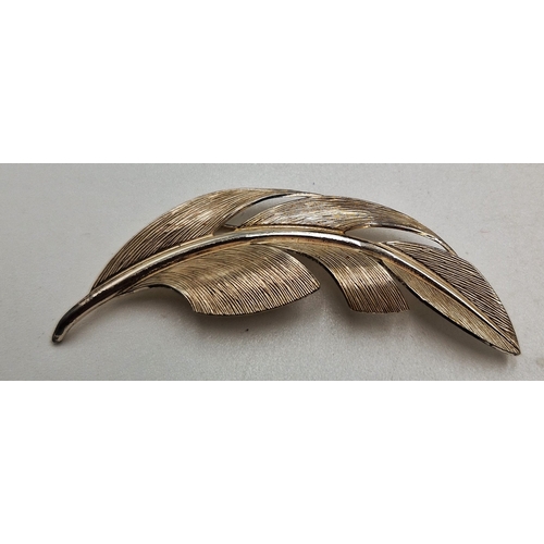 581 - SILVER (925) 7cm LEAF DESIGN BROOCH (Total Weight 6.6 Grams)