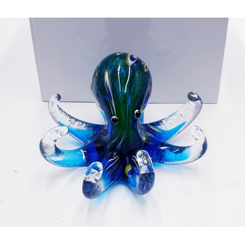 788 - JULIANA / SOPHIA DESIGN STUDIO'S Designer GLASS PAPERWEIGHT FASHIONED AS AN OCTOPUSS FROM THE GIOVAN... 