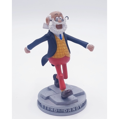 806 - ROBERT HARROP 11.5 cm CHARACTER FIGURINE 