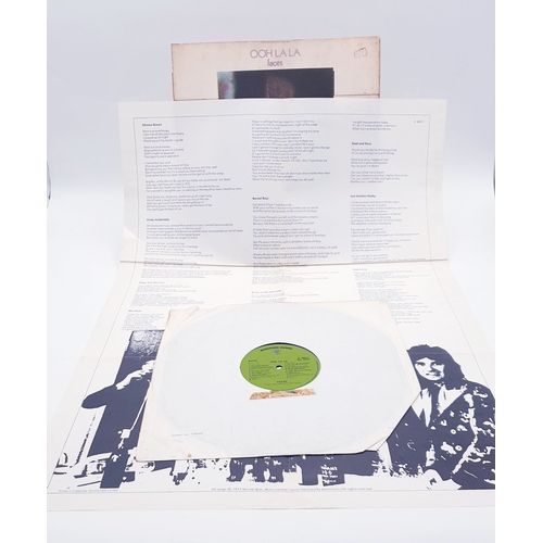 568 - THE FACES VINYL LP (1)
OOH LA LA FOLDOUT UK SLEEVE WITH THE FOLD OUT LYRIC INSERT. THE VINYL IS VG+.... 