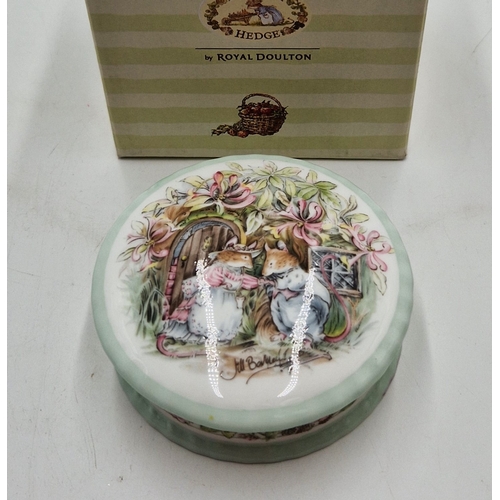 156 - ROYAL DOULTON CHINA 8cm Dia TRINKET BOX 