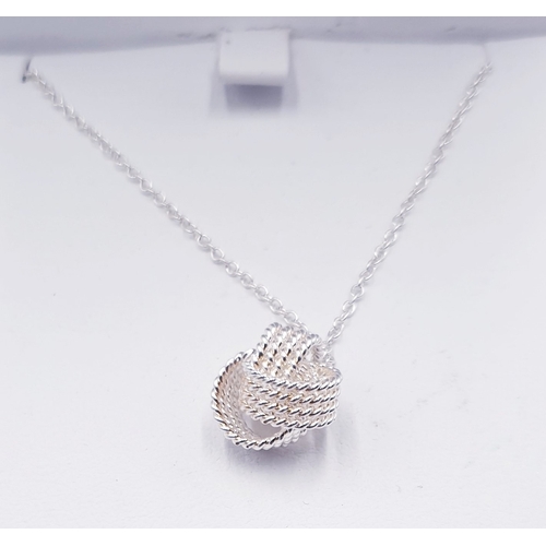 790 - SILVER (925) BALL NECKLACE (Boxed)