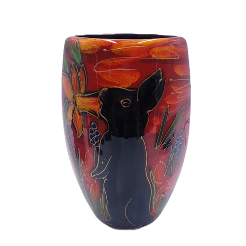 103 - ANITA HARRIS ART POTTERY Large 19cm OVAL VASE Depicting A BUNNY SNIFFING A DAFFODIL (Signed In Gold ... 