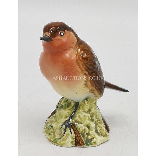 90 - BESWICK MODEL OF A ROBIN Model No 980 Designed By Mr Arthur Gredington