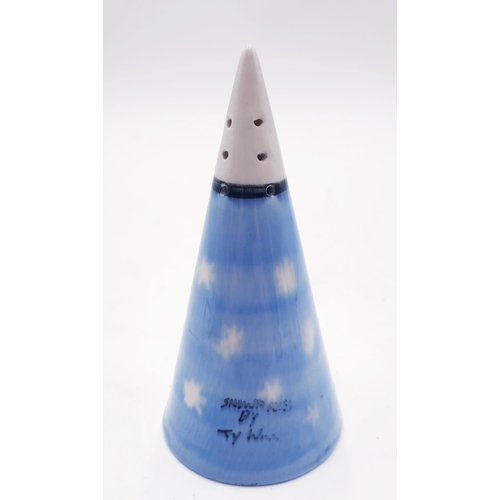 134 - CROWN DEVON (Fieldings) CERAMIC (Hand Painted) 13cm CONICAL SUGAR SHAKER IN THE SNOWFLAKES DESIGN (L... 