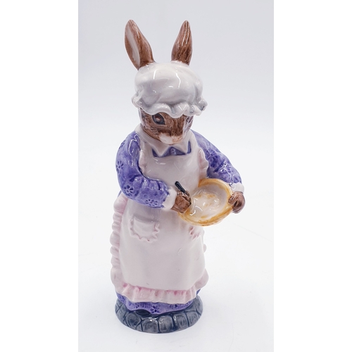 592 - BESWICK CHARACTER 14cm FIGURINE 