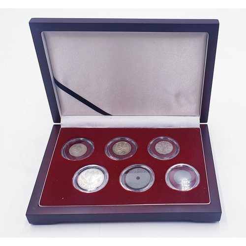 625 - COLLECTORS COINS IN PRESENTATION BOX