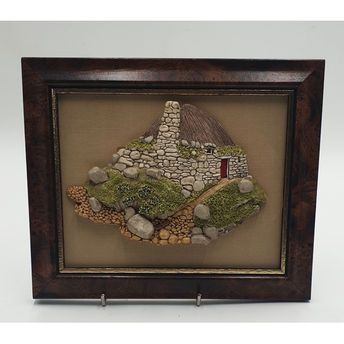 774 - LILLIPUT LANE 23cm x 19cm WALL PLAQUE 