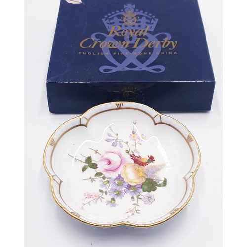 782 - ROYAL CROWN DERBY CHINA TRINKET DISH IN THE DERBY POSIES  DESIGN (Original Box)