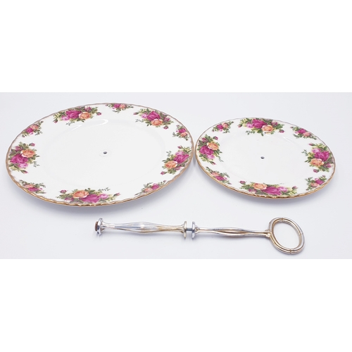 42 - ROYAL ALBERT CHINA TWO TIER CAKE STAND IN THE OLD COUNTRY ROSES DESIGN TOGETHER WITH A ROYAL ALBERT ... 