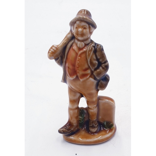 65 - WADE 8.5cm FIGURINE 