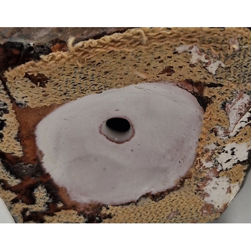 187 - CLAY POTTERY 17cm CHARACTER FIGURINE OF A MONK READING A PRAYER BOOK  (Made In Italy)