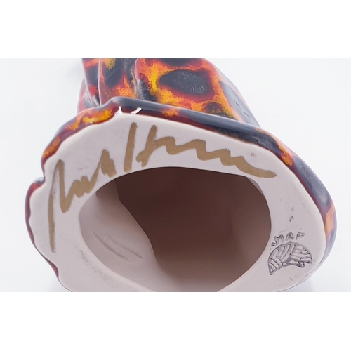 202 - ANITA HARRIS ART POTTERY Large 23cm MODEL OF A CAT IN THE HOT COALS DESIGN  (Signed In Gold By Anita... 