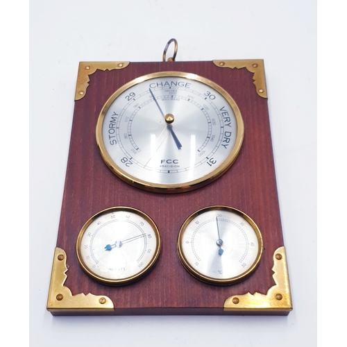 720 - NAUTICAL BAROMETER HUMIDITY Large 18cm x 25cm WALL  HANGING