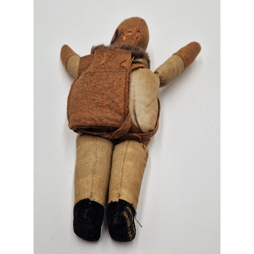 800 - NORAH WELLINGS 17.5 cm R.A.F. DOLL By Mr Harry Halok (Rare) (Signed To The Foot)
(Norah Wellings was... 