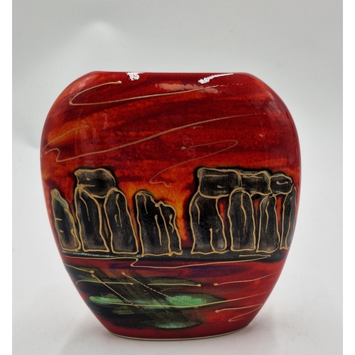 549 - ANITA HARRIS ART POTTERY 12cm PURSE VASE IN THE STONEHENGE DESIGN Signed In Gold By Anita Harris