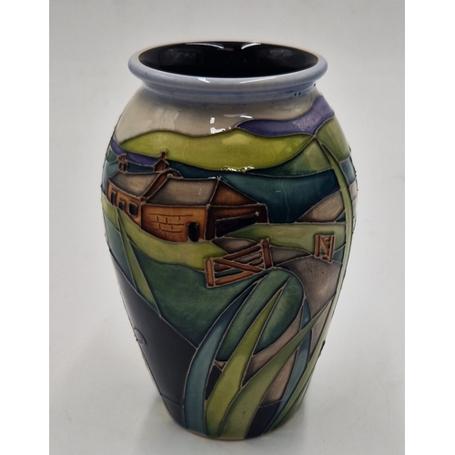 647 - MOORCROFT 12.5cm x 8.5cm x 8.5cm VASE (Shape No 393/5) 