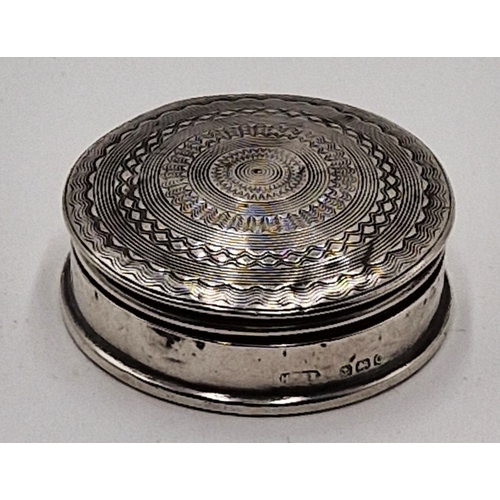 36 - SILVER (Hallmarked For Birmingham 1927) 4.5cm Dia PILL/SNUFF BOX (Total Weight 19.5 Grams)