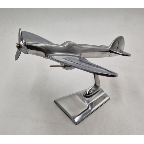 275 - CHROME Large 21m x 15cm MODEL OF A SPITFIRE (Boxed)