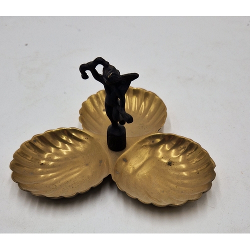 219 - BRASS CHERUB SHELL DISHES