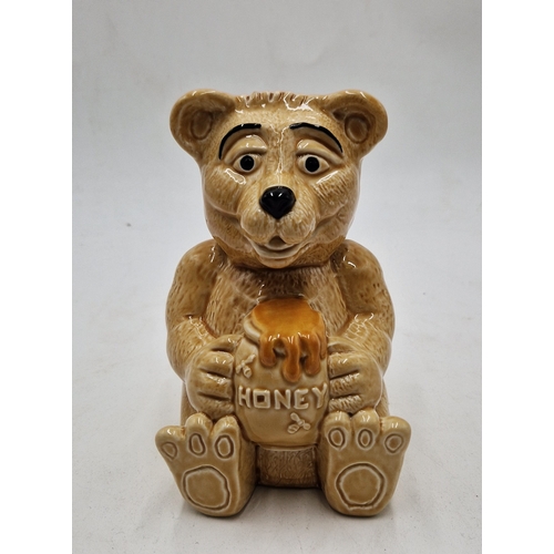 100 - WADE 15.5cm HONEY BEAR MONEY BOX