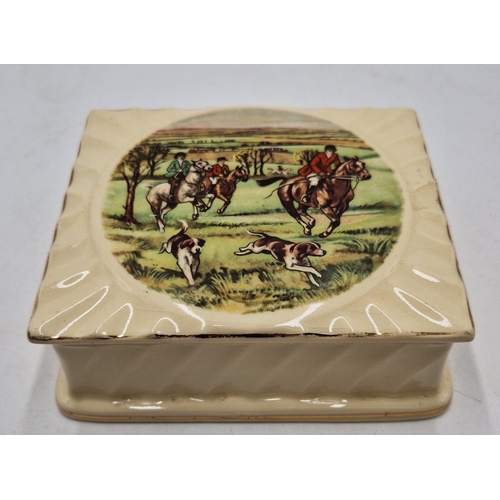 111 - CHINA 13cm x 11cm TRINKET BOX IN A HUNTING SCENE DESIGN