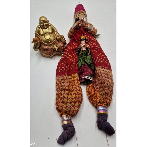 372 - ORIENTAL DOG PUPPET Plus PLASTIC  GOLD BUDDAH