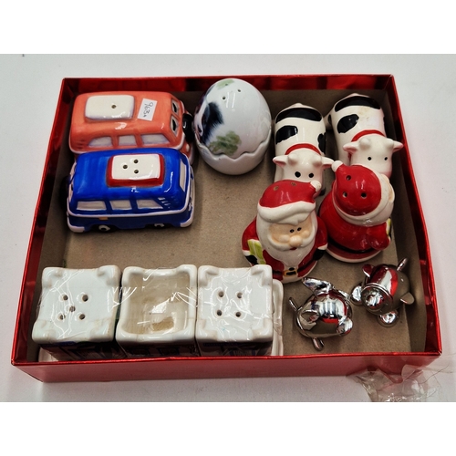 648 - NOVELTY SALT And PEPPER SETS (6)