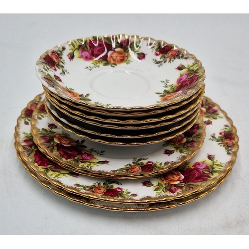 728 - ROYAL ALBERT CHINA ITEMS (Qty Of) PLATES & SAUCERS IN THE OLD COUNTRY ROSES DESIGN