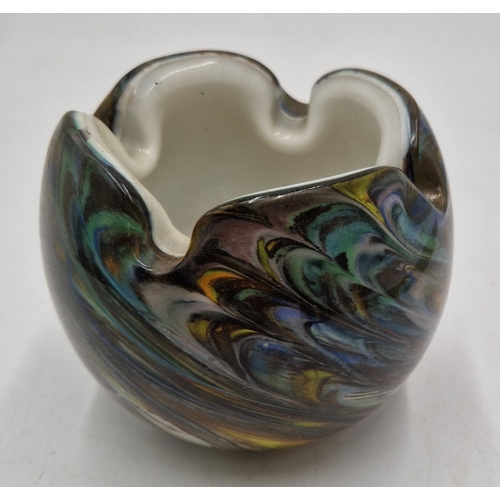 774 - ART GLASS 10cm Dia BOWL/ASHTRAY