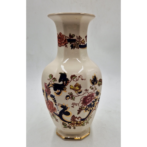 139 - MASON'S IRONSTONE Extra Large 25.5cm VASE IN THE BLUE MANDALAY DESIGN