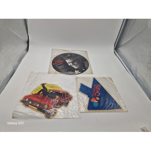 829 - PICTURE DISC VINYL (3)
THOMPSON TWINS OUT OF THE GAP. ALEXEI SAYLE HELLO JOHN GOT A NEW MOTOR. PAT B... 