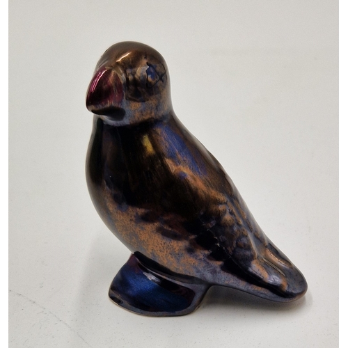 74 - ANITA HARRIS ART POTTERY 8cm x 8cm GOLDEN/BRONZE MODEL OF A PUFFIN Signed In Gold By Anita Harris