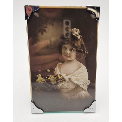 93 - ART DECO 14cm x 9cm PHOTO FRAME With SPRING CORNERS