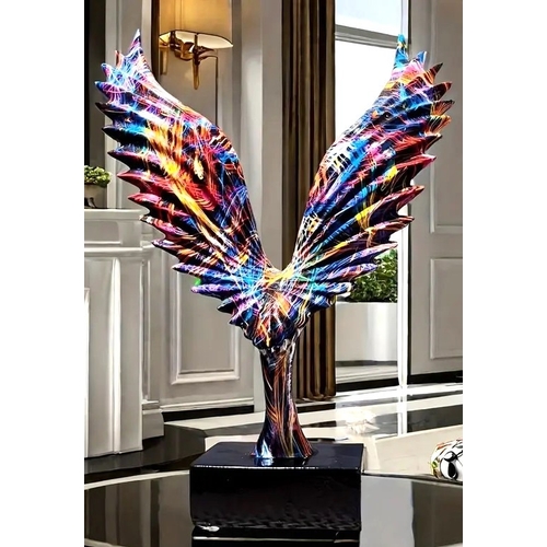 96 - COMPOSITE Extra Large 32cm x 23.5cm x 8cm MULTI-COLOURED SCULPTURE OF AN EAGLE 