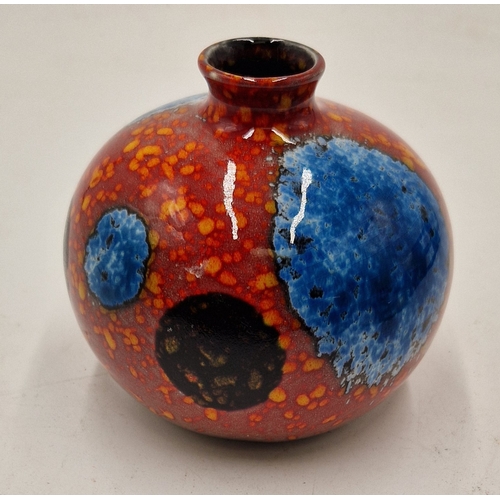 84 - ANITA HARRIS ART POTTERY 9cm VASE (Trial Initialed P.H.)