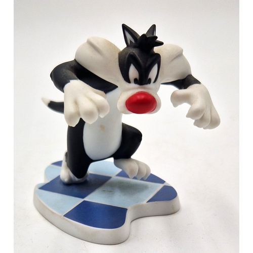 1070 - WEDGWOOD PORCELAIN CHARACTER FIGURINE 