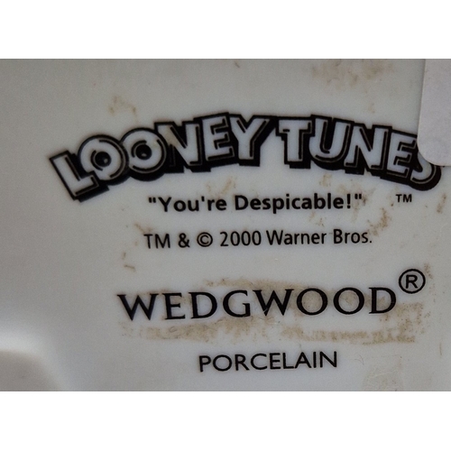 1071 - WEDGWOOD PORCELAIN CHARACTER FIGURINE 