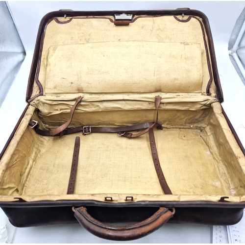 99 - GLADSTONE BAG With FITTED INTERIOR