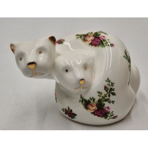 402 - ROYAL ALBERT CHINA MODEL OF POLAR BEARS IN THE OLD COUNTRY ROSES DESIGN
