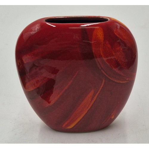 495 - ANITA HARRIS ART POTTERY 12.5cm DECO DOG PURSE VASE 