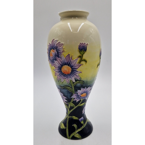 120A - OLD TUPTON WARE TUBELINED Extra Large 30cm BALLOON VASE (Product Code 11505) IN THE LILAC DAISY DESI... 