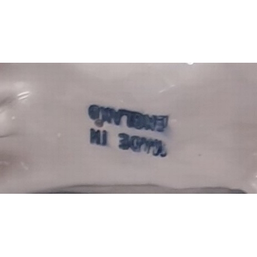 184 - COOPERCRAFT CERAMIC Large 21cm MODEL OF A SPANIEL.
(In 1946 William Henry Bailey operated as a potte... 