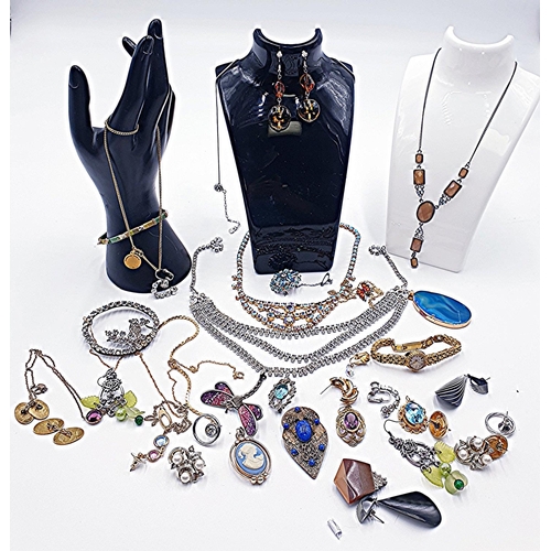 194 - COSTUME JEWELLERY (Large Qty Of) (Jewellery Displays Not Included)
