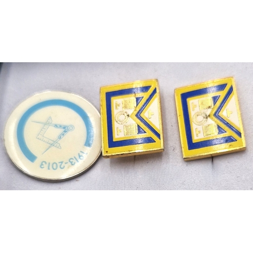 251 - MASONS ENAMEL CUFFLINKS & PIN (Boxed)