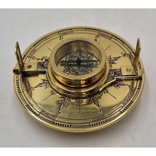 286 - BRASS MARINER'S COMPASS