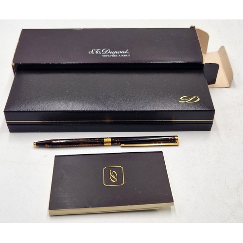 274 - S.T.DUPONT PLAQUE DE CHINE BLACK,WITH GOLD DUST DE CHINE DECORATION BALLPOINT PEN IN THE JAPANESE MA... 
