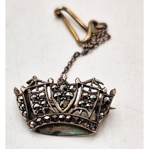 238 - SILVER MARCASITE ROYAL NAVY CROWN BROOCH With SAFETY PIN c1930s (Boxed)