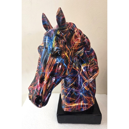 253 - COMPOSITE Large 25cm x 15cm x 12cm MULTI-COLOURED GRAFFITI STYLE HORSE'S HEAD ON BASE (As New,Origin... 